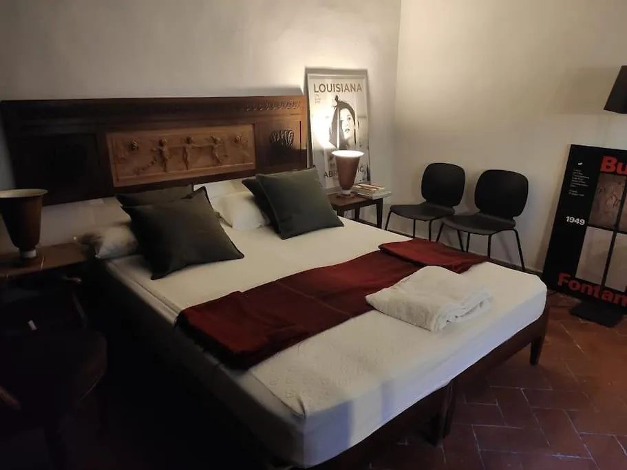 Επικοινωνία με το Lovely Portion Of Property Near Piazza Santo Spirito